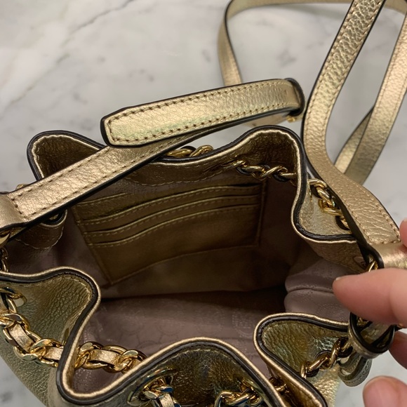 Michael Kors Frankie Drawstring Crossbody - Picture 3 of 8